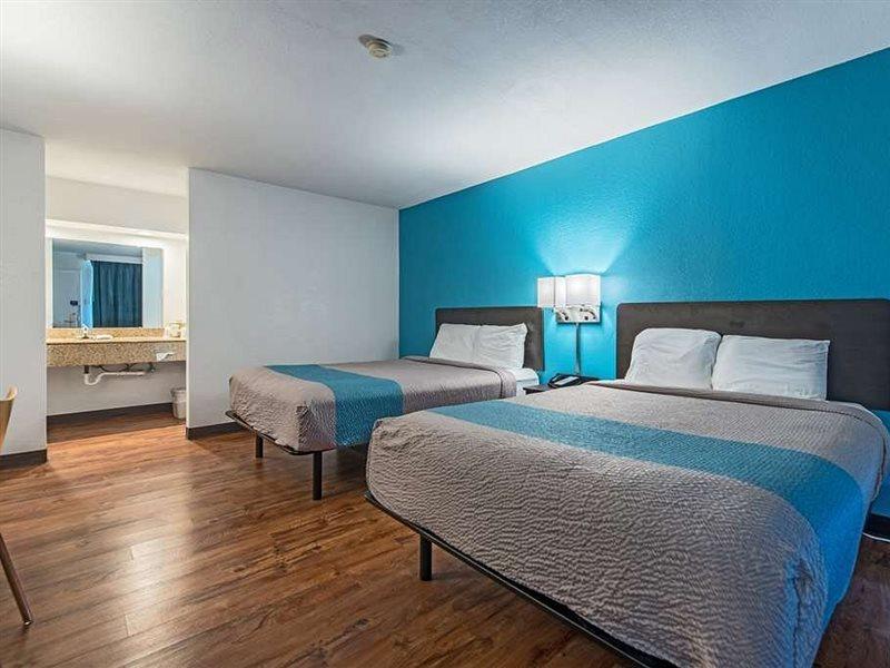 Americas Best Value Inn Hamilton 外观 照片
